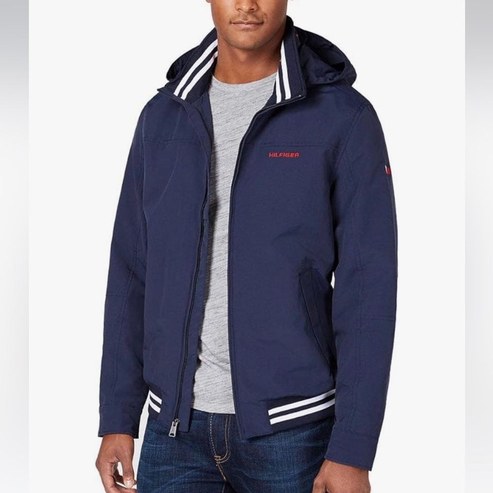 NWT Waterproof Regatta Bomber Jacket size Medium ❤️🤍💙